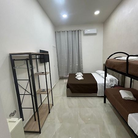Luxury Rooms Carbonara 95 Napoli Dış mekan fotoğraf